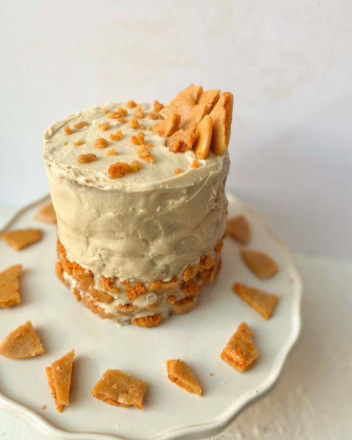 Pecan Caramel Cake