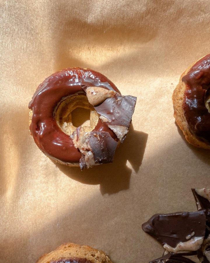 Almond Butter, Banana and Chocolate&nbsp;Donuts