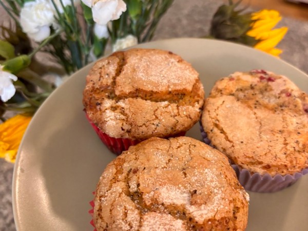 Lemon Raspberry Poppyseed&nbsp;Muffins
